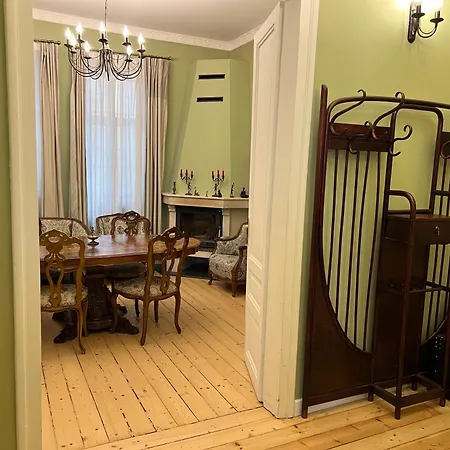 公寓 Belview With Panoramic Old Town View *