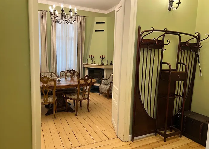 公寓 Belview With Panoramic Old Town View *