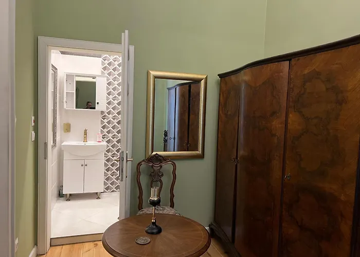 Belview With Panoramic Old Town View 公寓