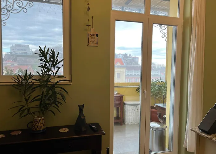 公寓 Belview With Panoramic Old Town View